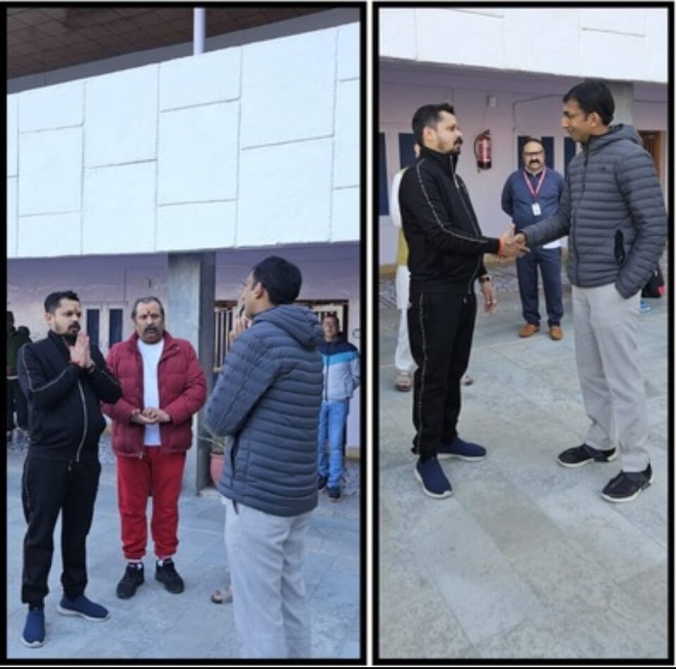 Nationalist Youth Congress leader Dheeraj Sharma ensured a pleasant pilgrimage to Mata Vaishno Devi Temple