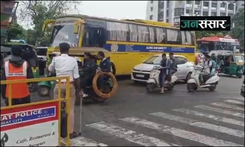 Traffic of heavy vehicles stopped on Sardar Bridge in Surat, police alert